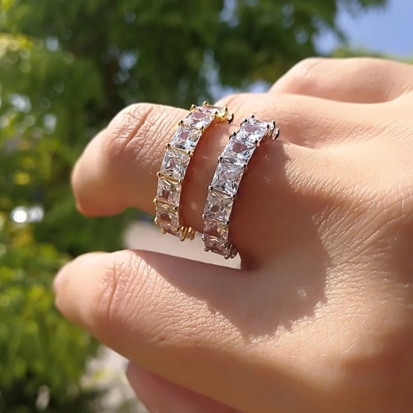 1CT CZ AAA Emerald Cut Eternity Wedding Band Ring - Picture 15 of 17